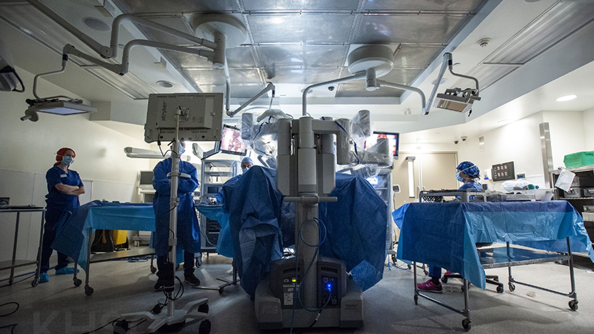 wide angle shot of the robotic surgery suite