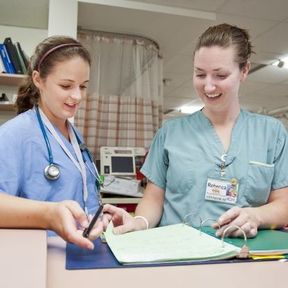 Mentorship program empowers new nurses