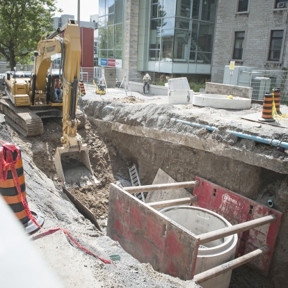 Construction crews are making good time installing new sewer pipes all the way up George Street.