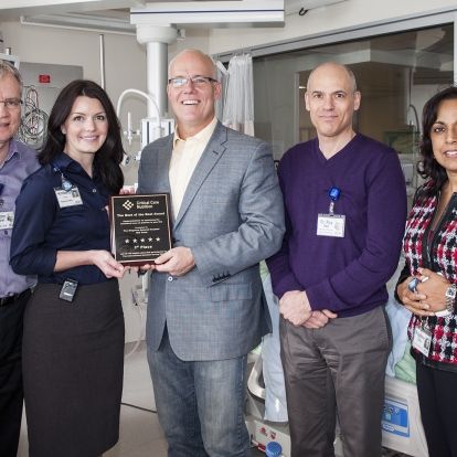 From L-R: Dr. John Drover, Critical Care Program Medical Director at KGH, Registered Dietitian Kim Gough at KGH, Dr. Daren Heyland from CERU, Dr. Roy Iian, Attending Physician at KGH and Rupinder Dhaliwal, Manager of Research and Networking at CERU.