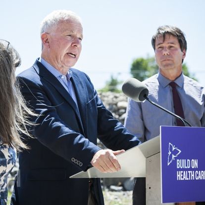 George Thomson, Chair of the KGH Board of Directors, addresses guests and the media during the announcement.