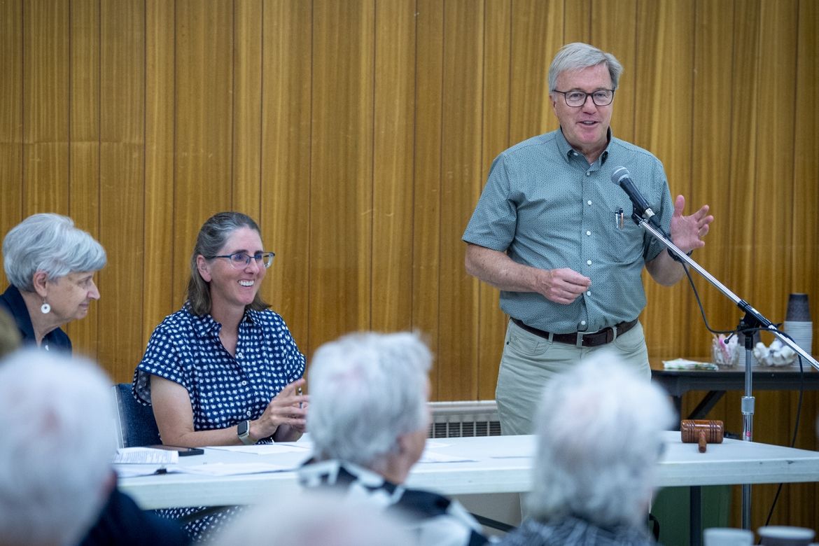 Dr. David Pichora addresses the KGH Auxiliary at the 120th AGM.