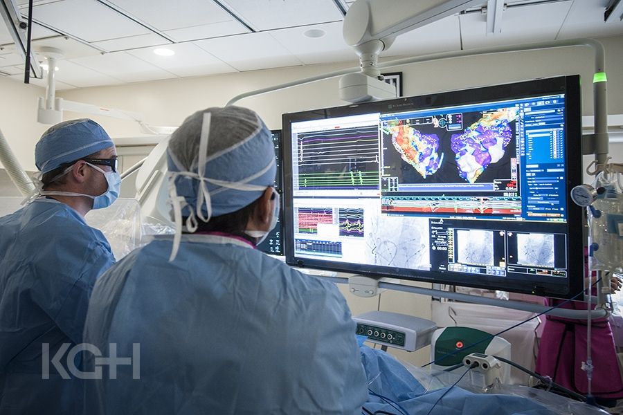 Dr. Ben Glover uses KGH’s new Ensite Precision cardiac mapping system during a cardiac ablation procedure in our electrophysiology laboratory.