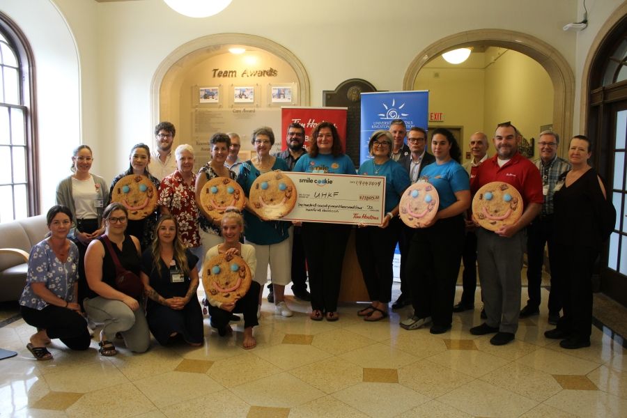 Smile Cookie Cheque presentation.