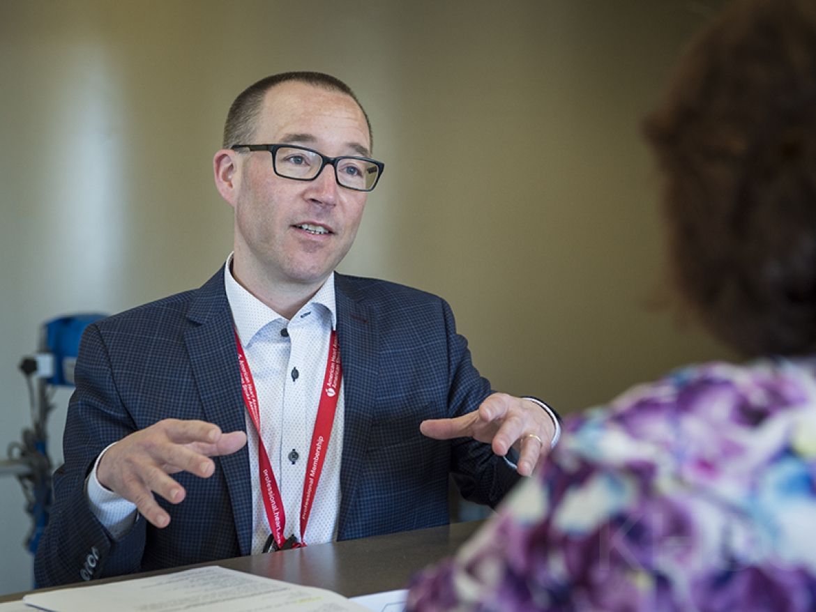 gord_boyd.jpg A KHSC study is helping to shed some light on a serious but often misunderstood health condition known as delirium. A team lead by Dr. Gordon Boyd was first to find a possible cause for the condition. The team demonstrated that low oxygen levels in the brain are a risk factor for developing delirium in an Intensive Care Unit.