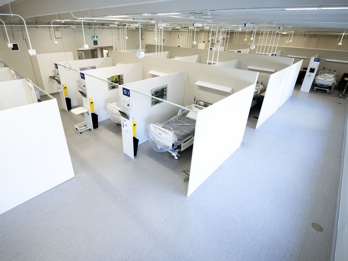 Overview of field hospital space.