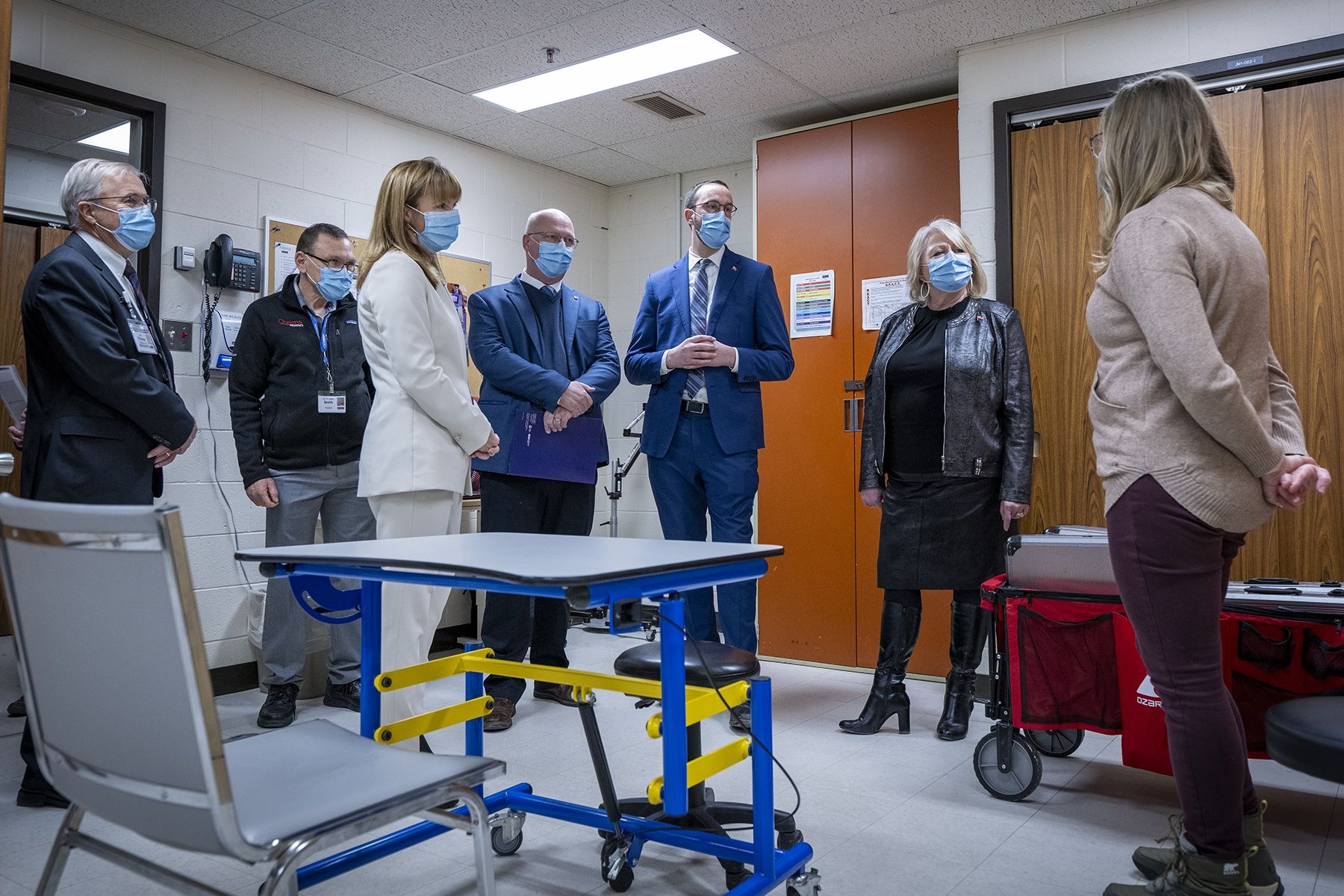 KI Peds funding 1 MPPs visit Kids Inclusive as part of a pediatric funding announcement